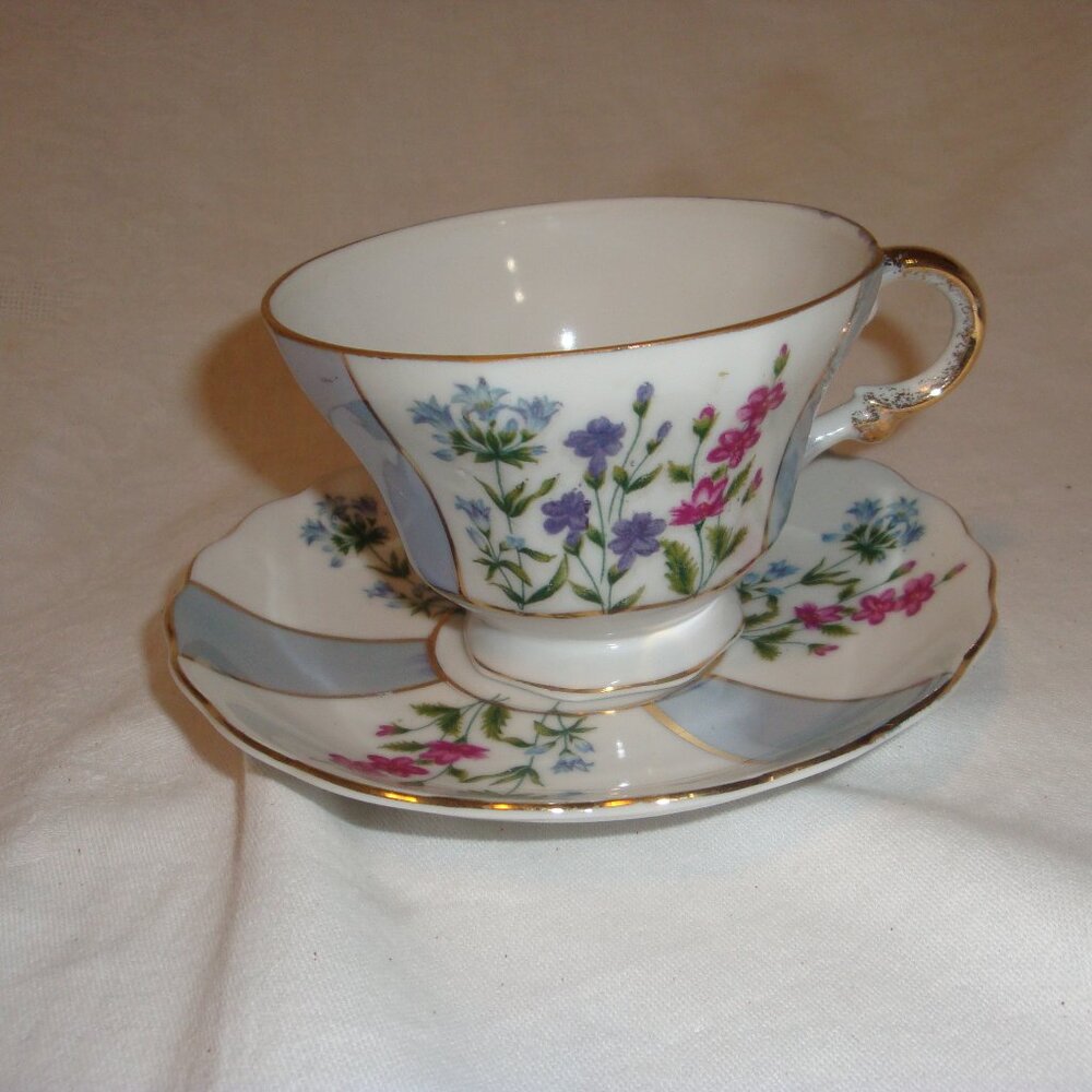 Enesco Teacup & Saucer Blue Pink Flowers 14K Trim